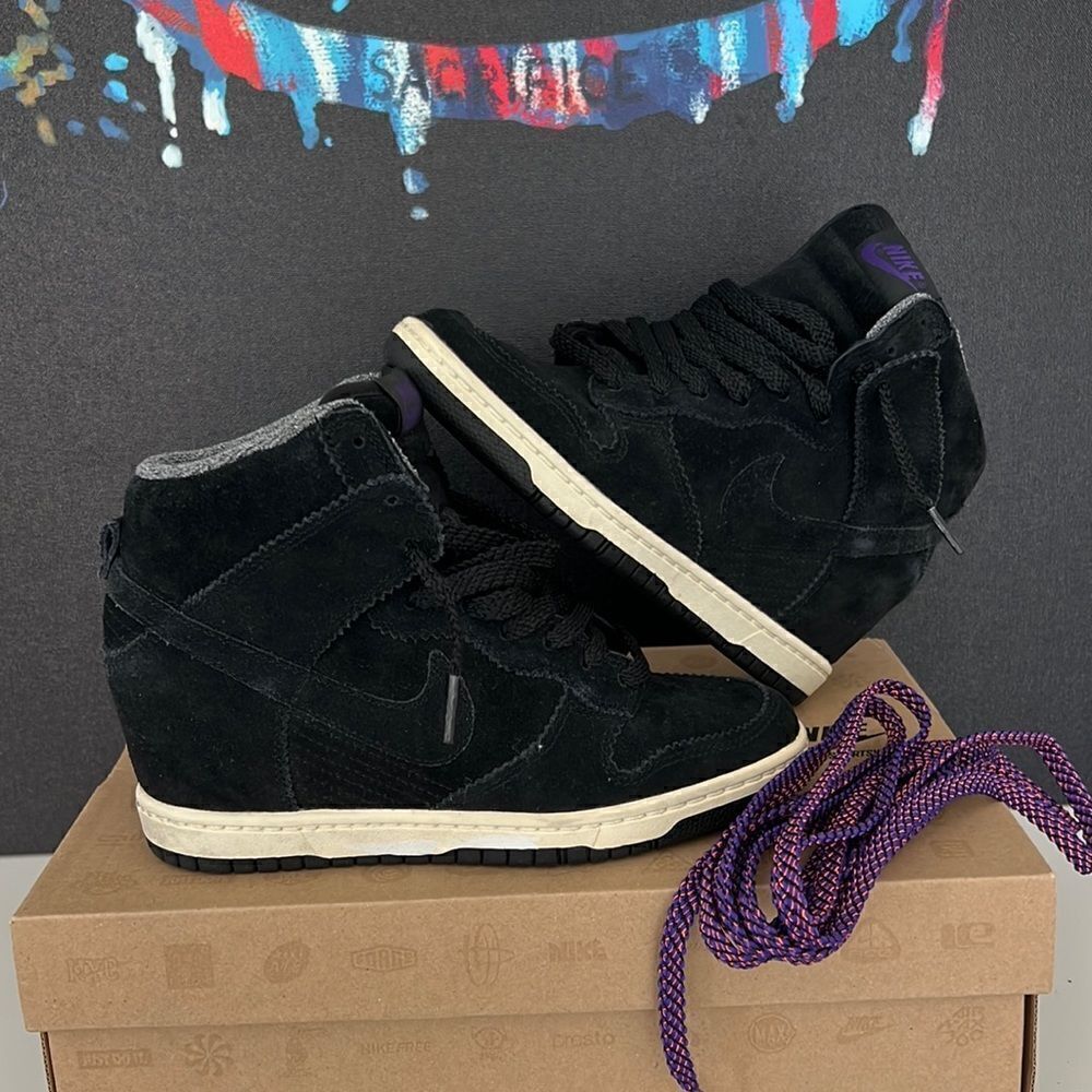 Women’s Dunk Sky High Sneakers